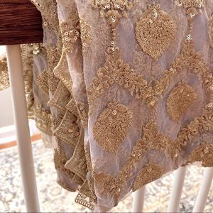 Gold and dusty pink embellished net dupatta